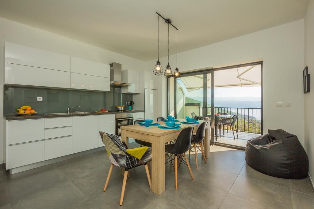 Villa Manus - Boutique Apartments Lovran Exterior photo
