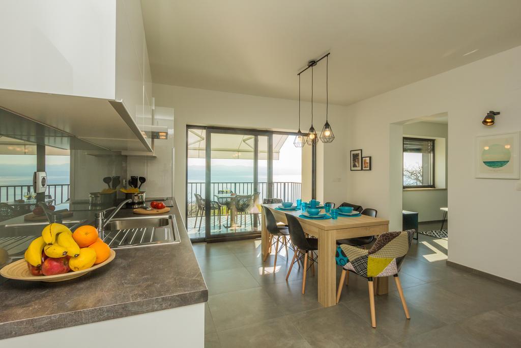 Villa Manus - Boutique Apartments Lovran Exterior photo