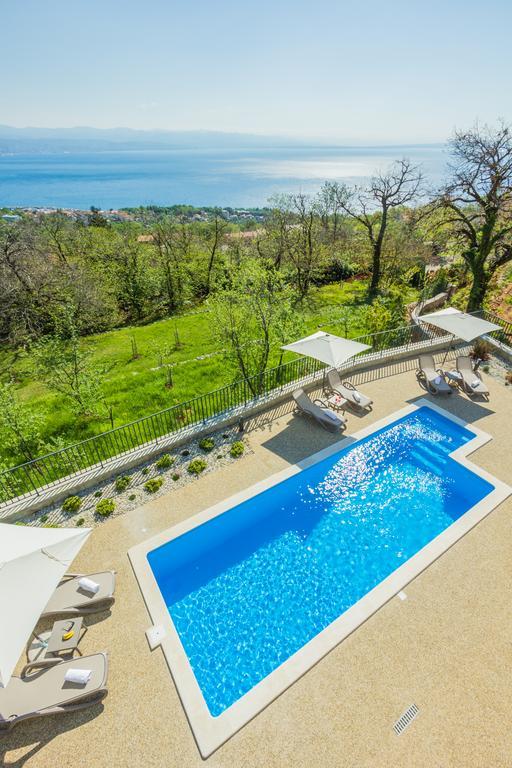 Villa Manus - Boutique Apartments Lovran Exterior photo